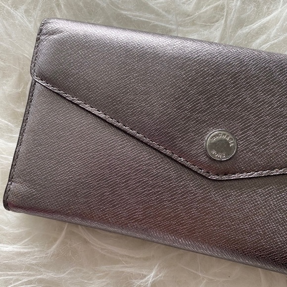 Michael Kors Tri Color Wallet - Picture 2 of 8